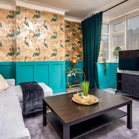 Exclusive Rates For Direct Longer Bookings - Cosy Spaces Leeds
